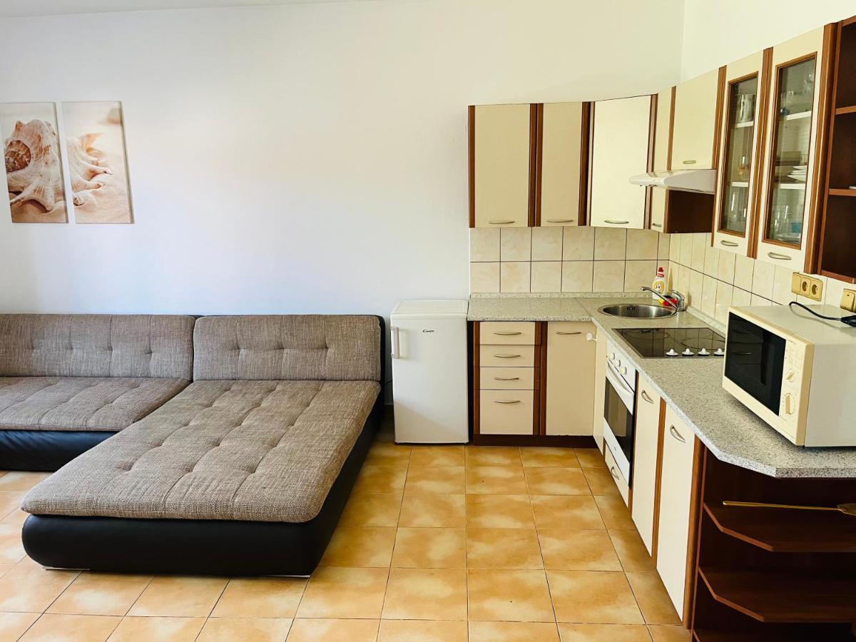 Apartman U Slunecnice Husinec  ภายนอก รูปภาพ